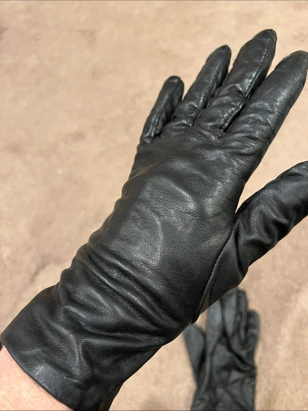 Fownes Classic Black Leather Gloves size small